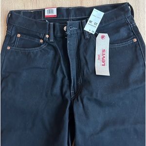 NWT LEVI 550 RELAXED IN BLACK